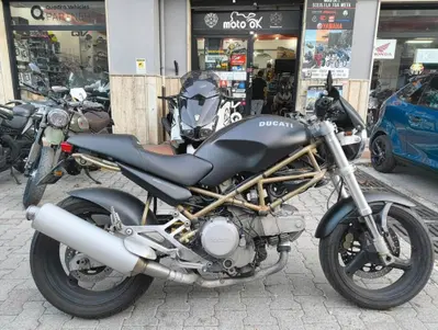 Ducati Monster 600 Dark (1998 - 01) usata