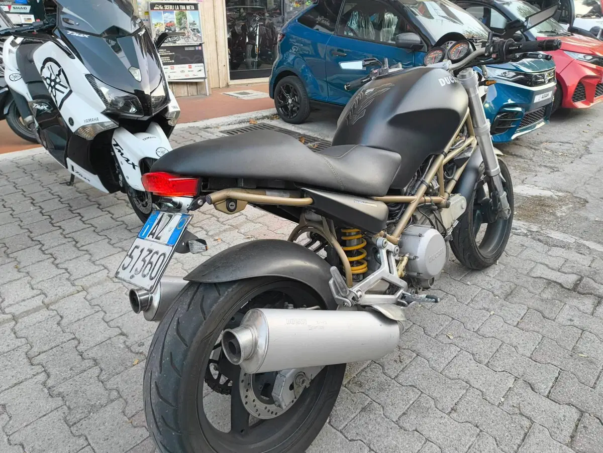 Ducati Monster 600 Dark (1998 - 01) (6)