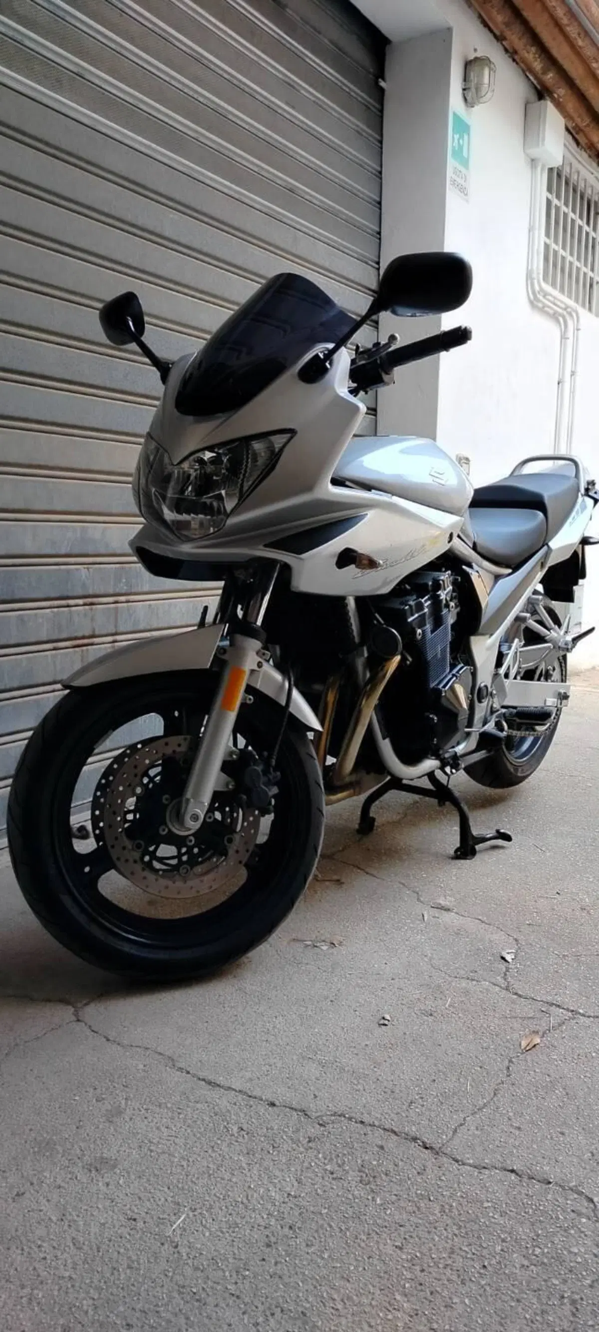 Suzuki GSF 650 Bandit S (2005 - 06) (12)