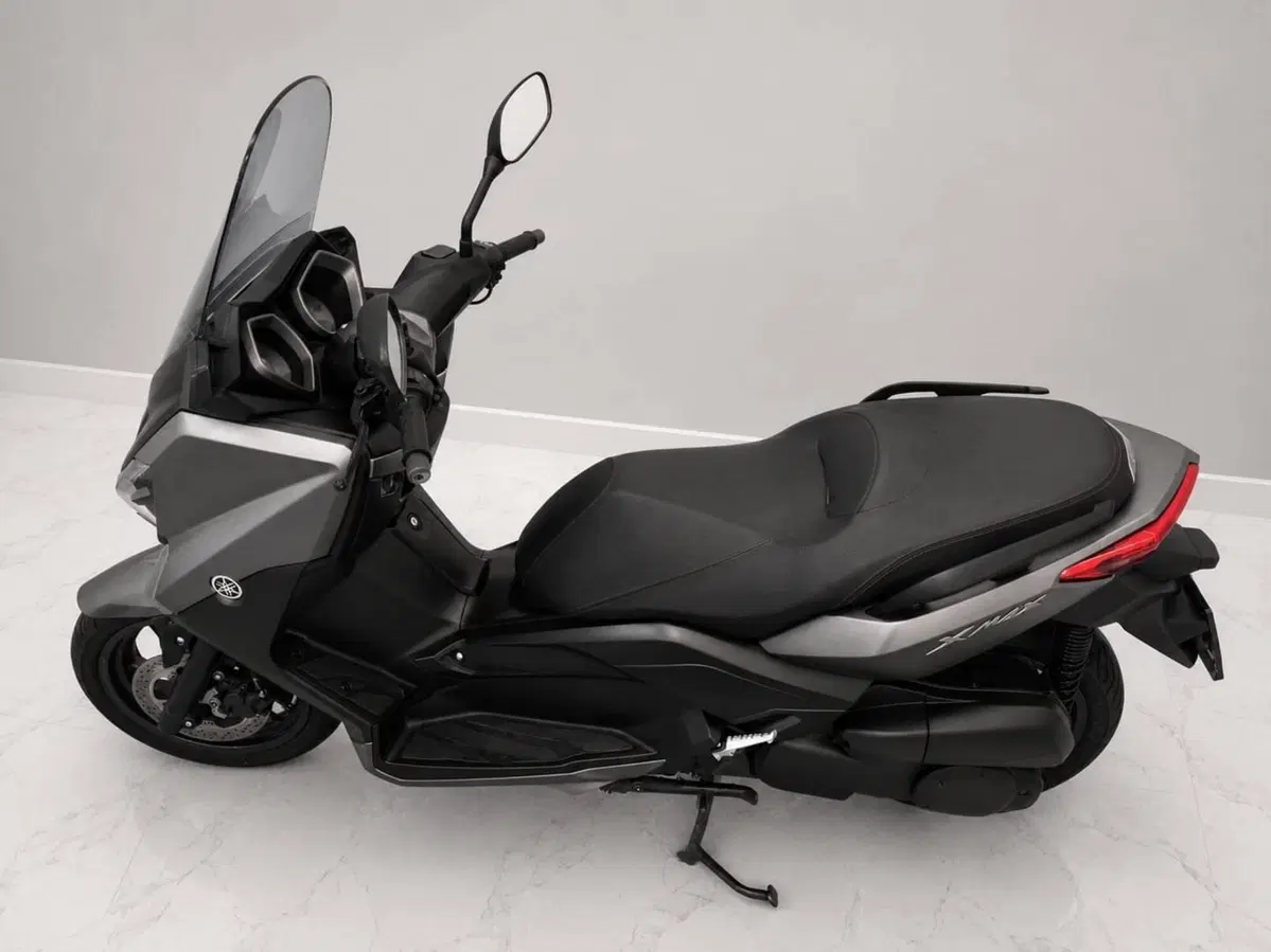 Yamaha X-Max 250 (2014 - 16) (8)