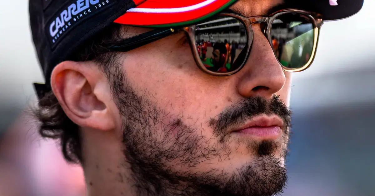 MotoGP 2026. GP di San Marino a Misano. Pecco Bagnaia: 'La foto di Marc Márquez? È incredibile ciò che sta facendo. Di me non sapete tante cose, nel 2023 ho corso con la gamba nera'