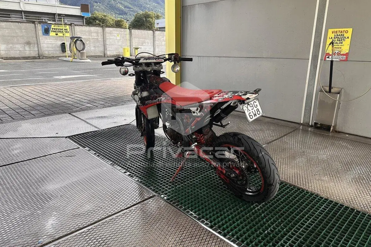 Fantic Motor Motard 50 Performance 2t (2020) (4)