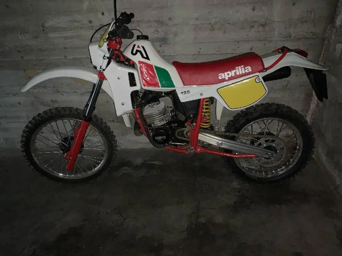 Aprilia MX 125 (3)