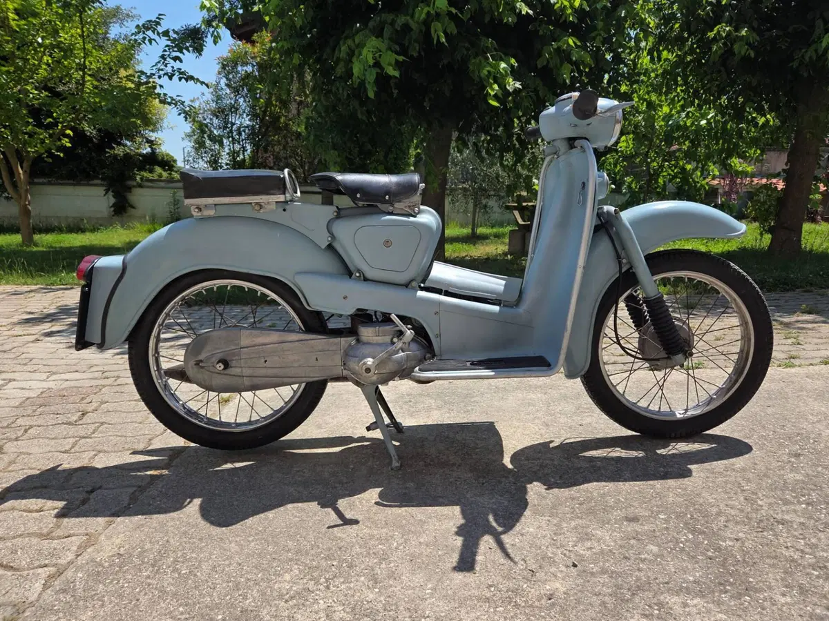 Aermacchi Harley-Davidson Zeffiro (4)