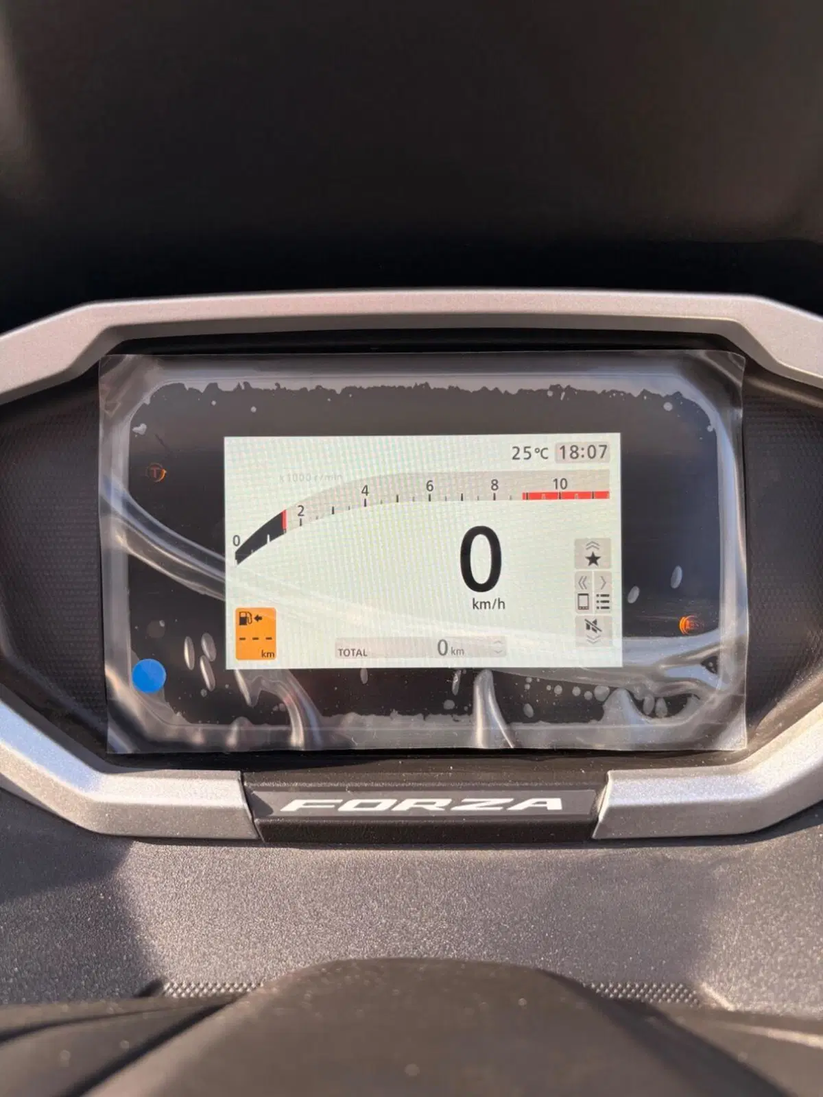 Honda Forza 350 (2025 - 26) (3)