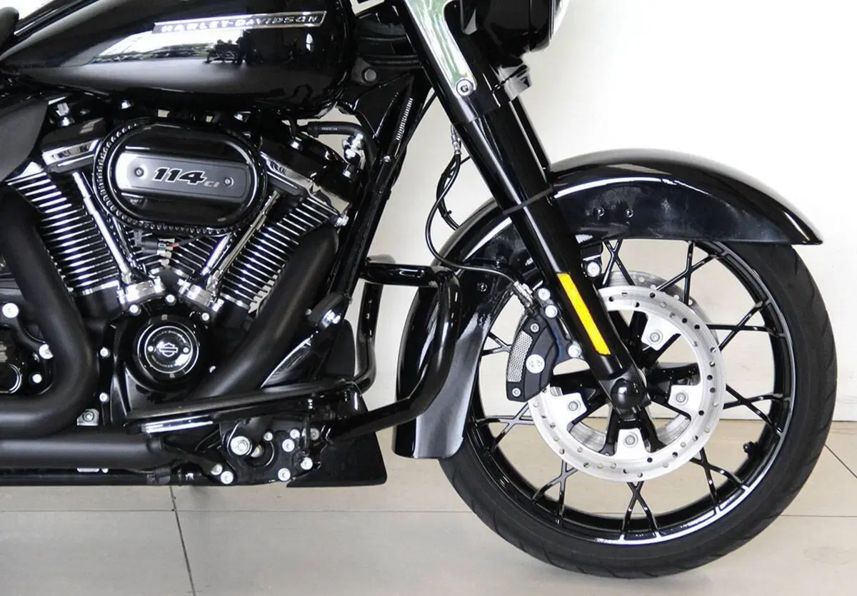 Harley-Davidson Road King Special (2021 - 25) (2)