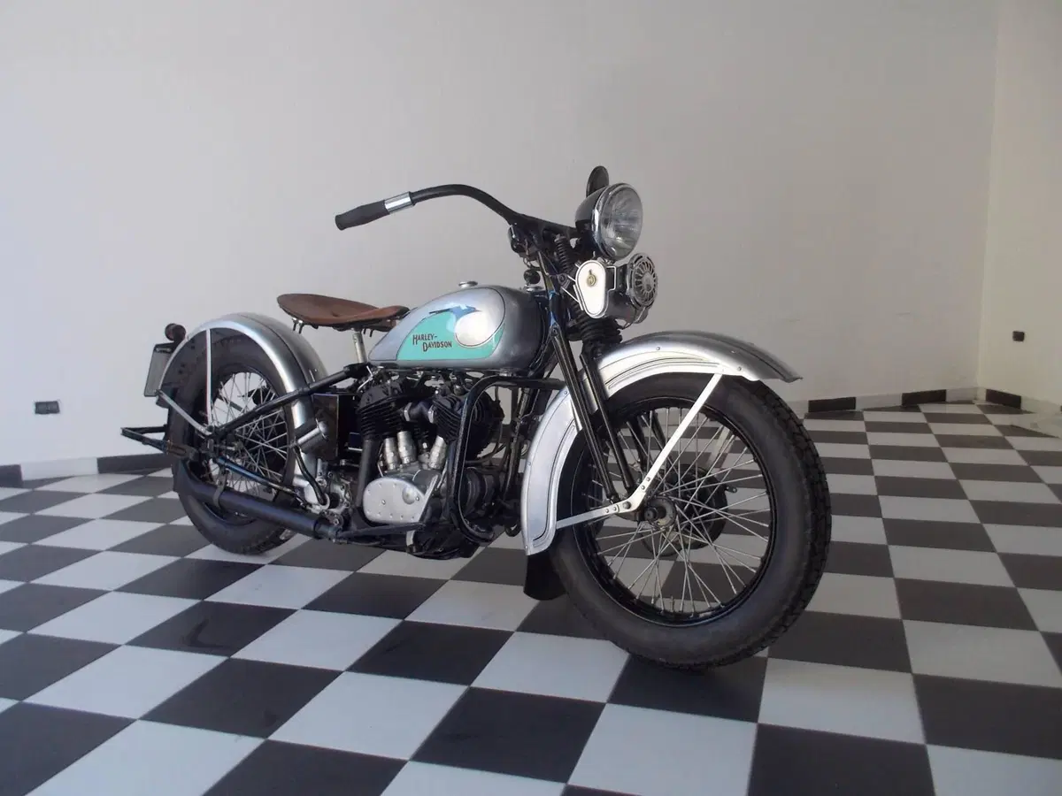 Harley-Davidson VE 74''