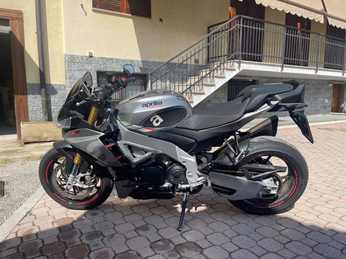 Aprilia Tuono V4 (2021 - 24) (4)