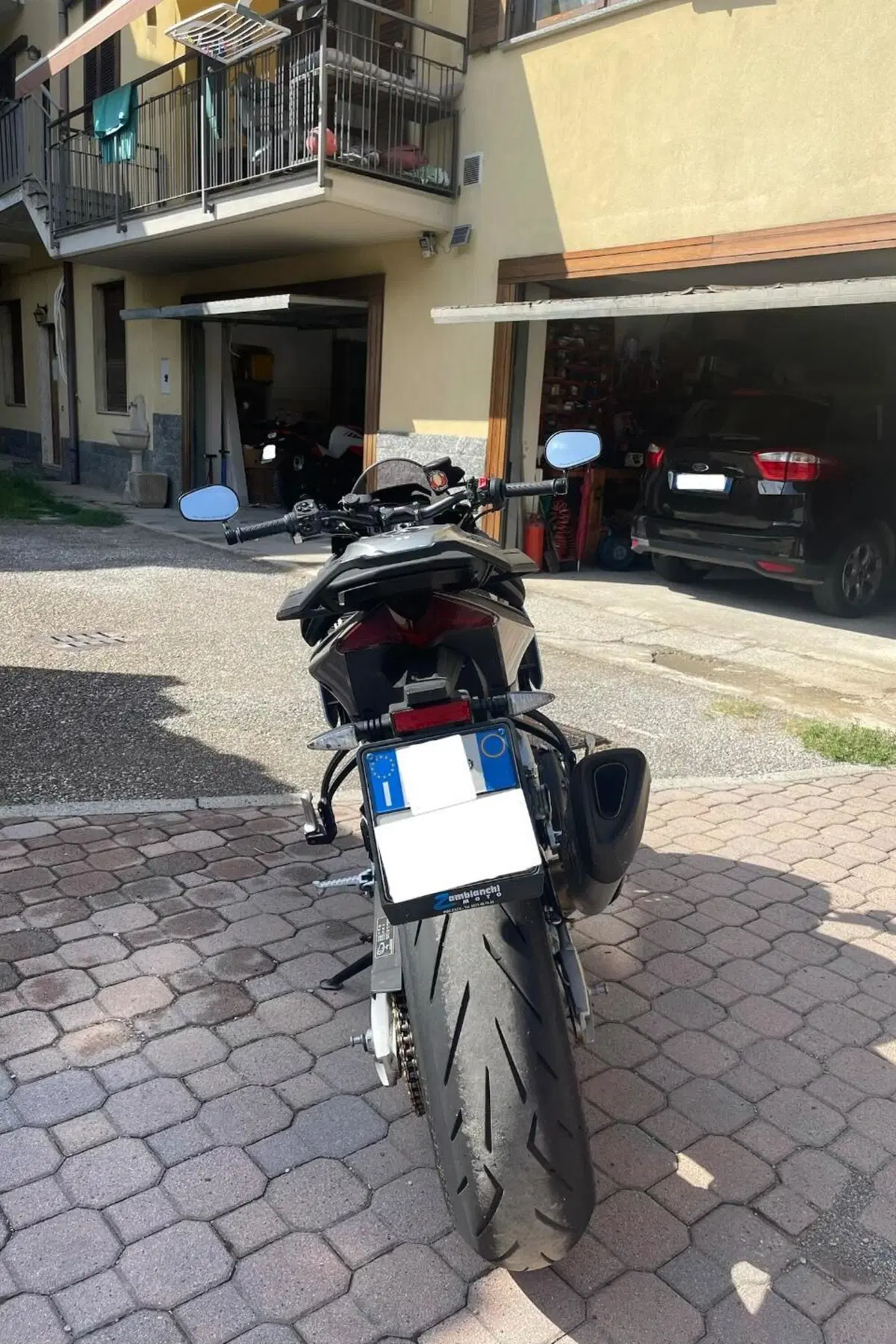 Aprilia Tuono V4 (2021 - 24) (5)