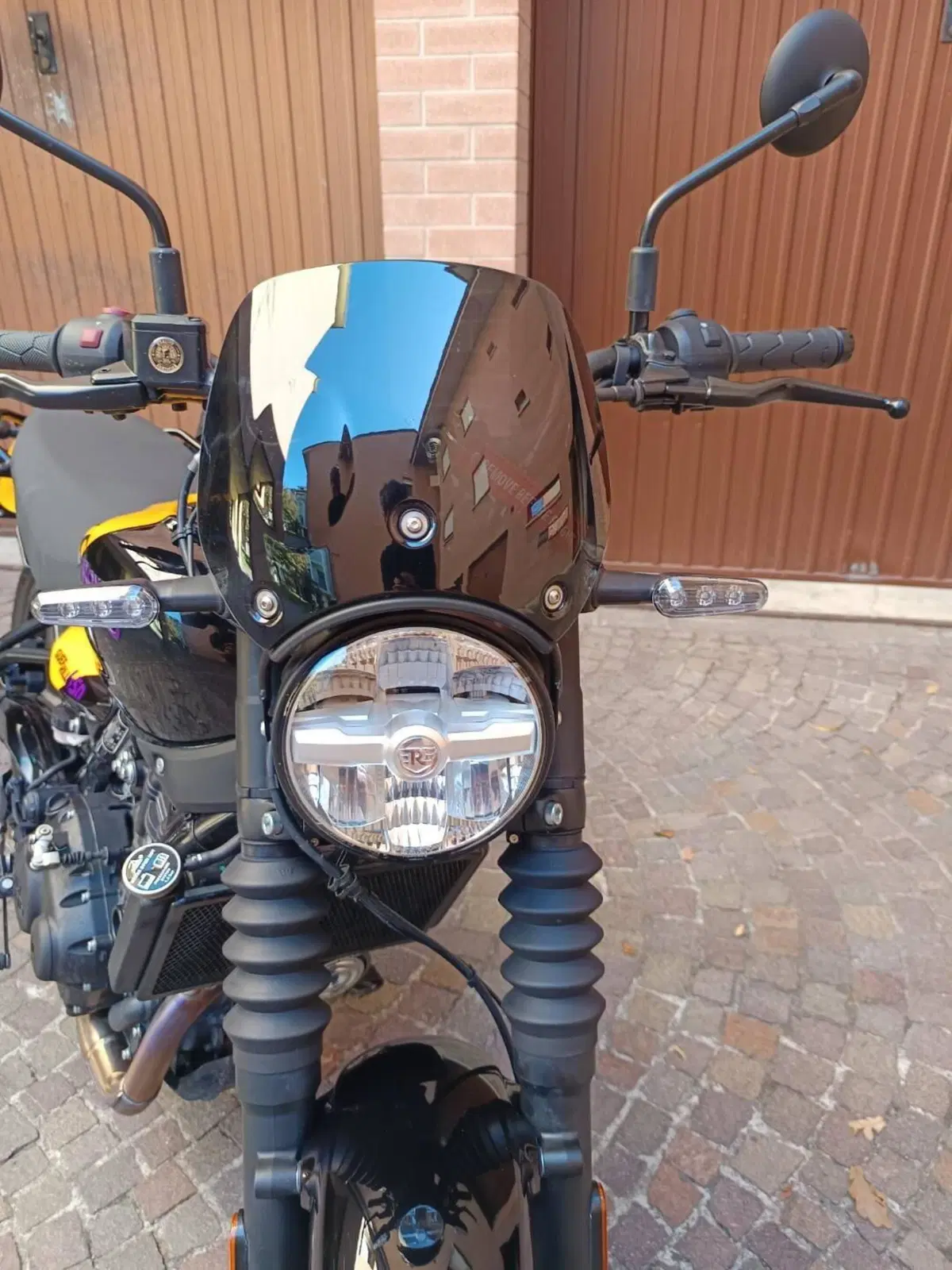 Royal Enfield Guerrilla 450 (2024 - 26) (11)