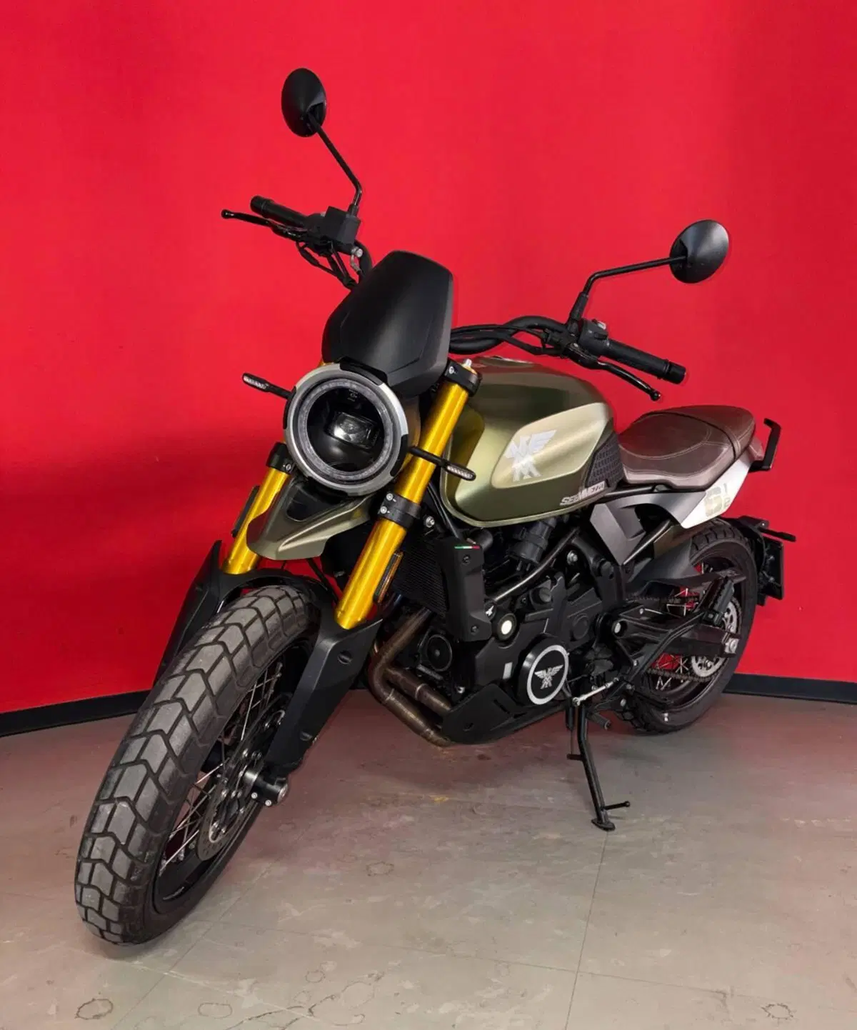 Moto Morini SEIEMMEZZO SCR (2022 - 26) (4)