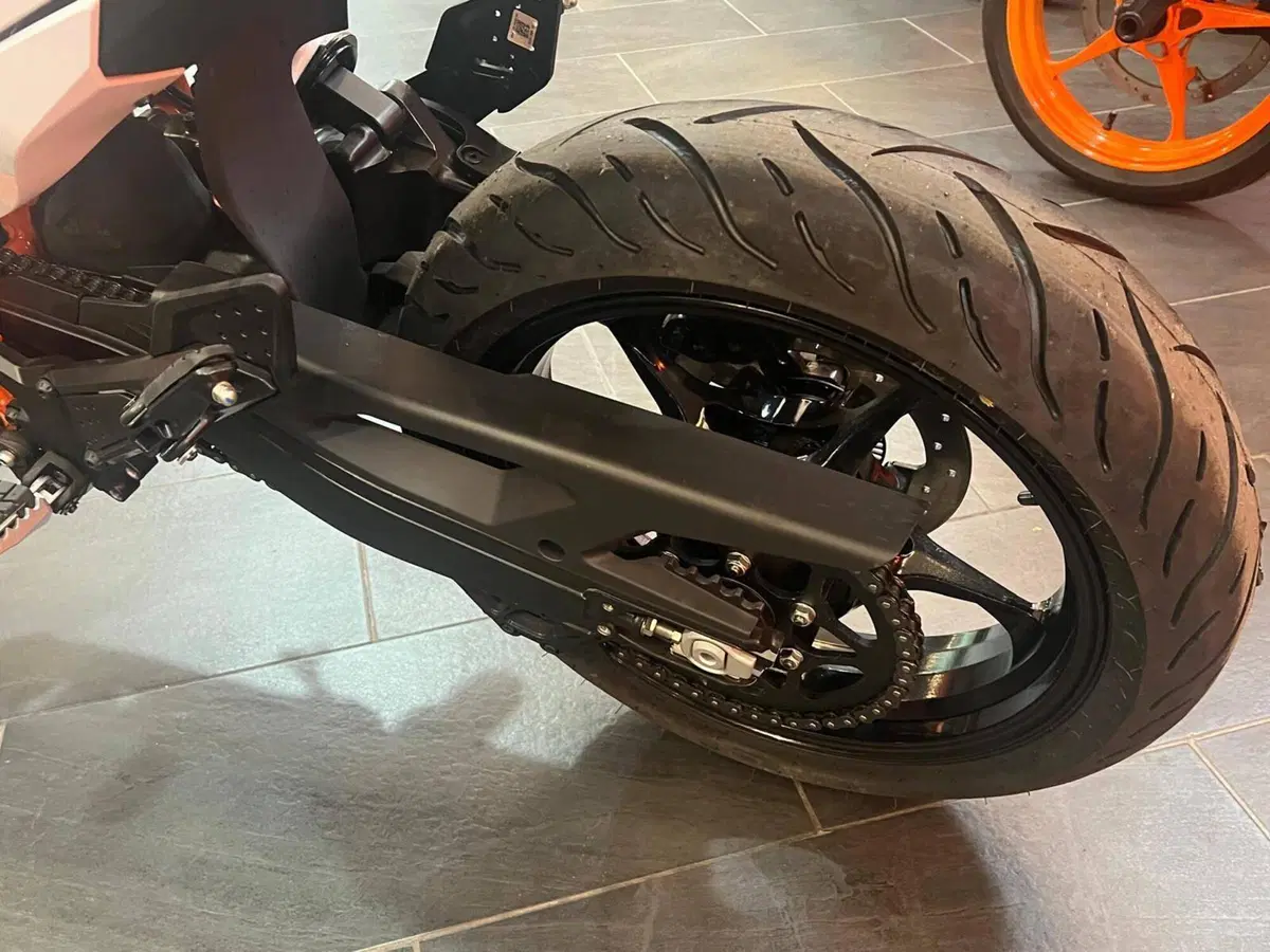 KTM 125 SMC R (2025 - 26) (6)