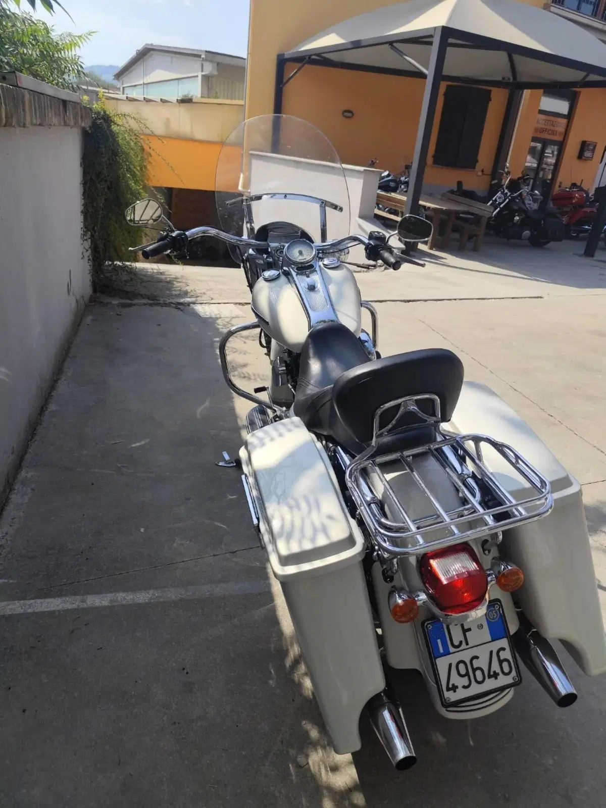 Harley-Davidson 1450 Road King Custom (2005 - 06) - FLHRS (5)