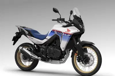 Honda Transalp XL750 (2025) nuova