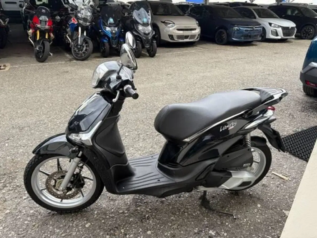 Piaggio Liberty 150 3V S ABS (2021 - 24) (4)