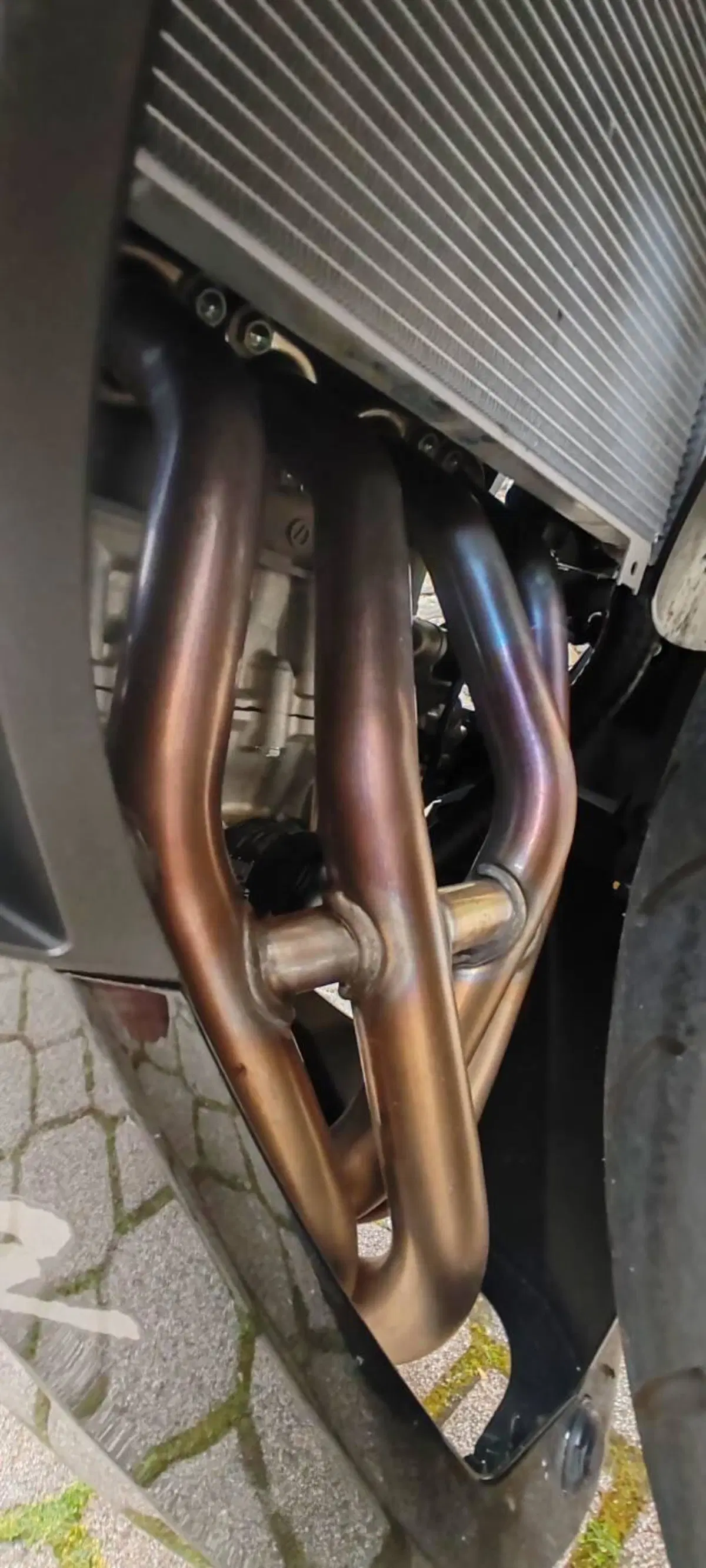 Kawasaki Ninja ZX-4R (2024 - 26) (4)