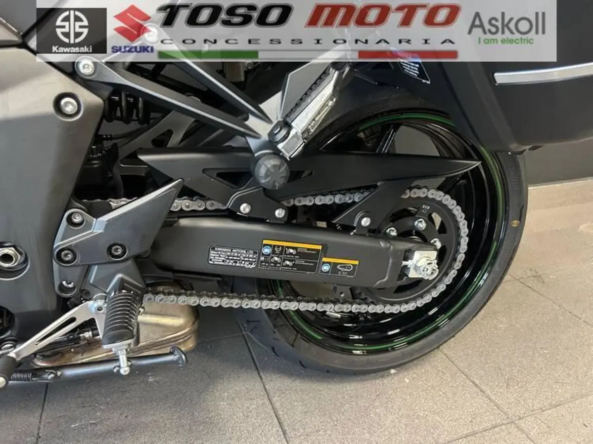 Kawasaki Ninja 1100 SX Tourer (2025 - 26) (9)