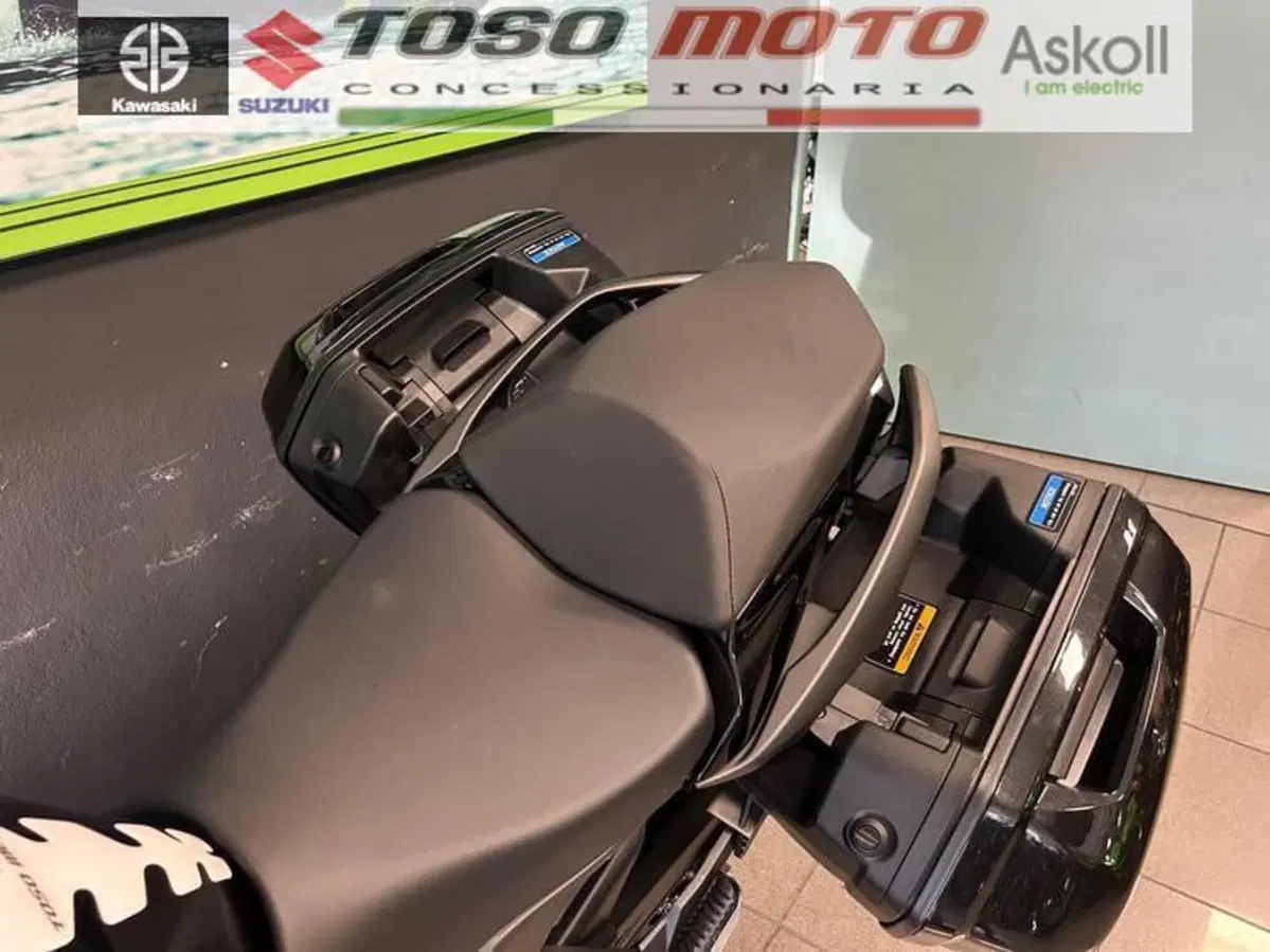 Kawasaki Ninja 1100 SX Tourer (2025 - 26) (13)