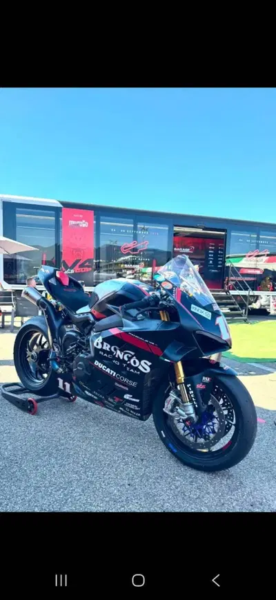 Ducati Panigale V4 S (2022 - 24) usata