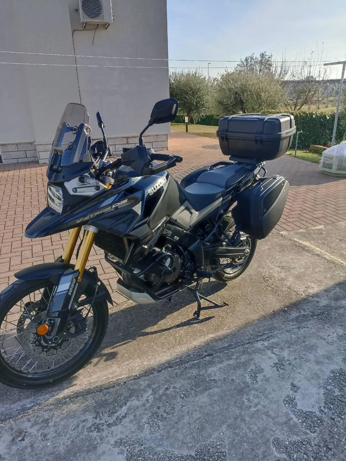 Suzuki V-Strom 1050DE (2023 - 24) (4)