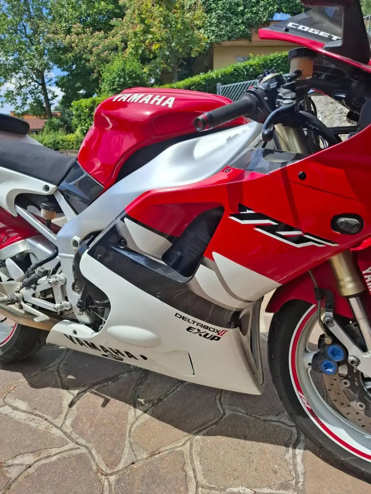 Yamaha YZF R1 (1998 - 99) (10)