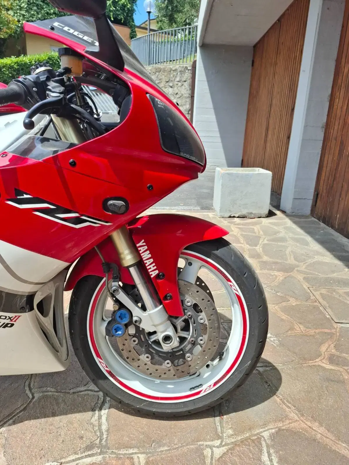 Yamaha YZF R1 (1998 - 99) (11)