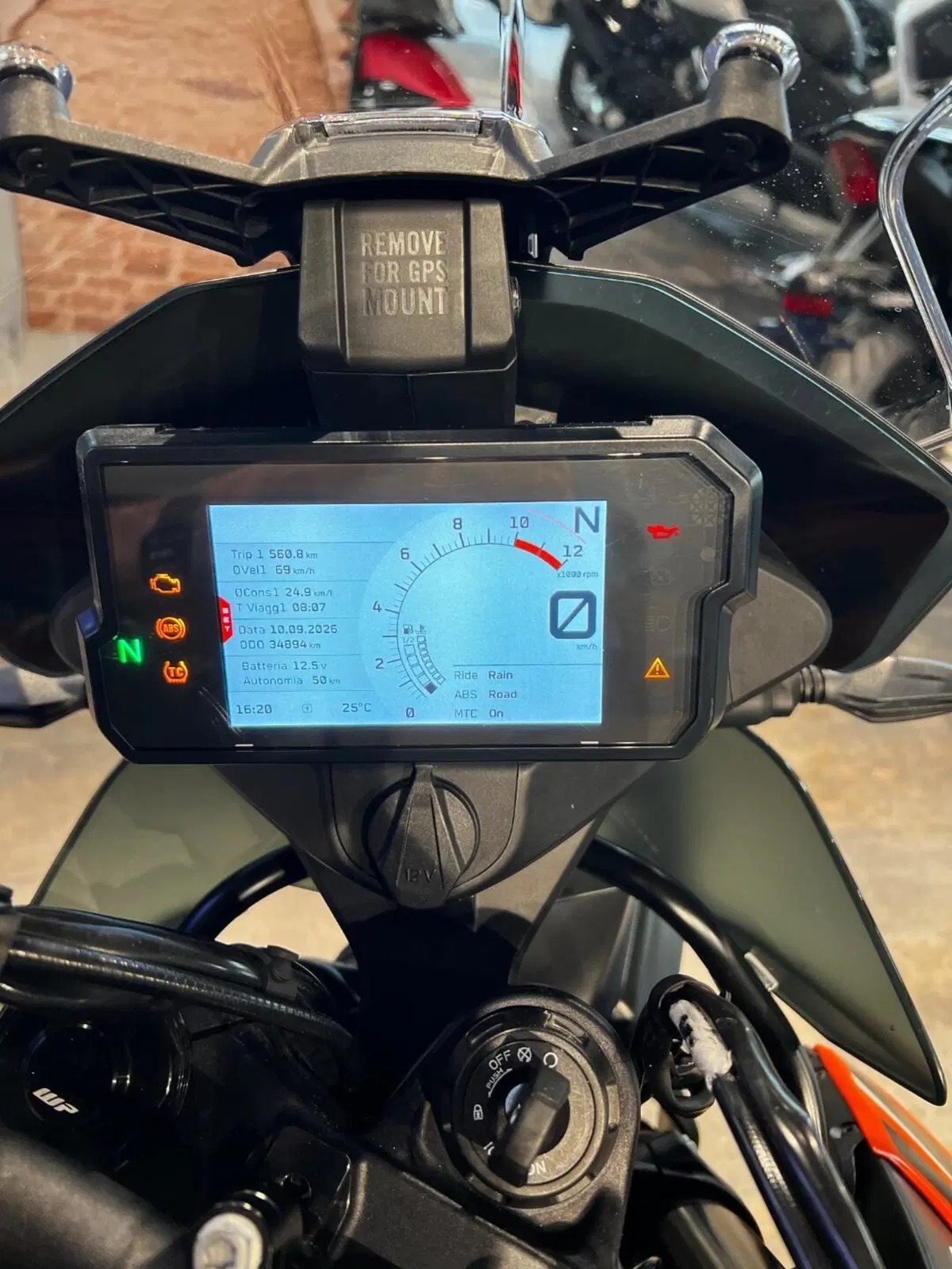 KTM 890 Adventure (2021 - 22) (3)