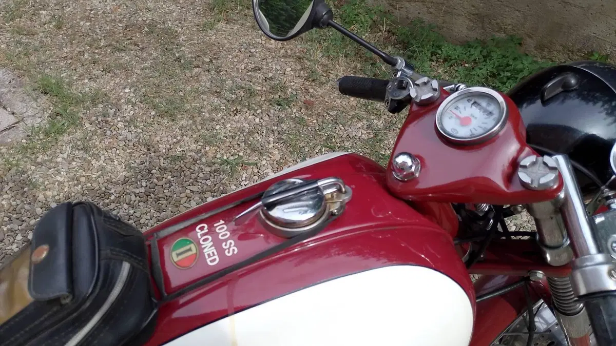 Laverda Laverda 100  (7)