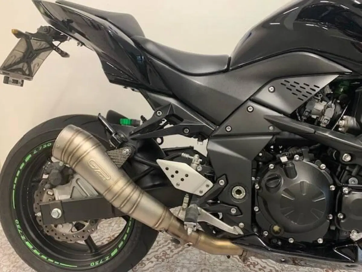 Kawasaki Z 750 (2007 - 14) (3)