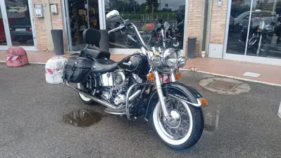 Harley-Davidson 1690 Heritage Classic (2011 - 17) - FLSTC usata