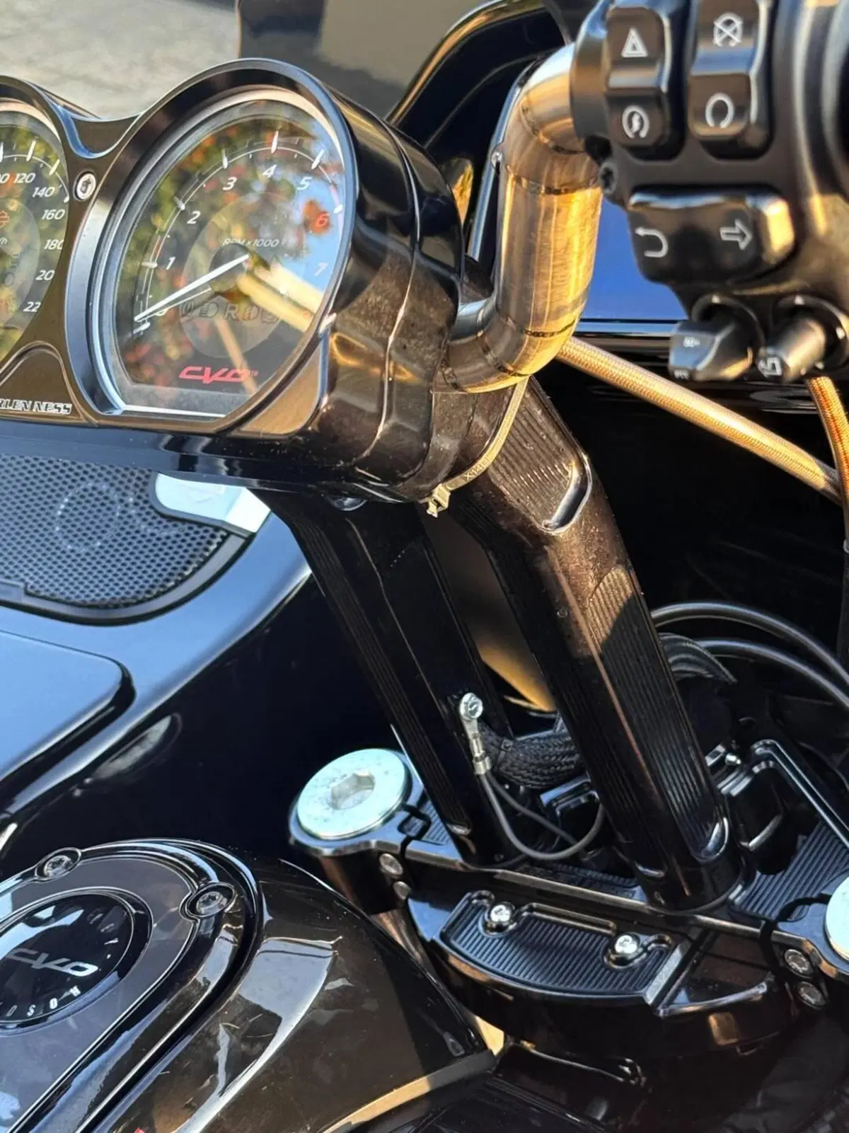 Harley-Davidson 117 Road Glide (2018 - 19) - FLTRXSE (2)