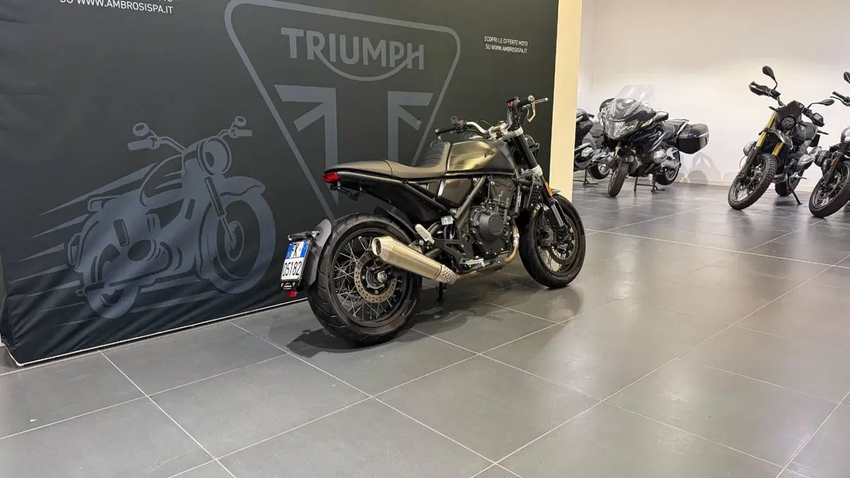 Brixton Motorcycles Crossfire 500 (2021 - 25) (2)