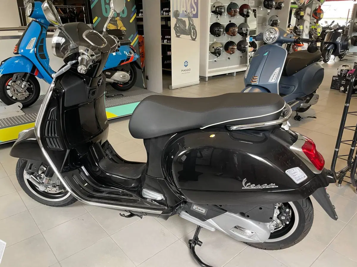 Vespa GTS 125 Super (2025 - 26) (3)