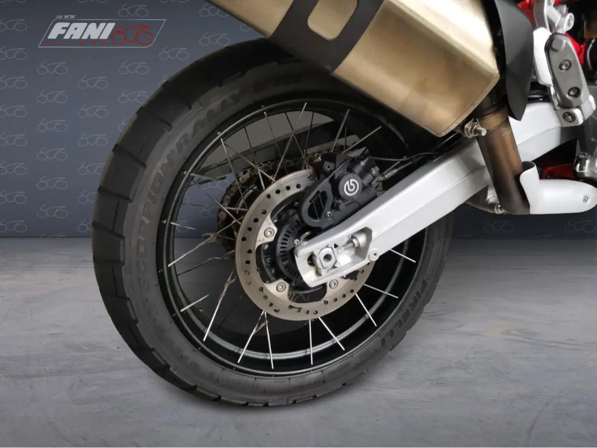 Aprilia Tuareg 660 (2022 - 24) (6)