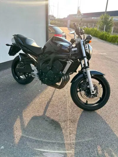 Yamaha FZ6 (2004 - 07) usata