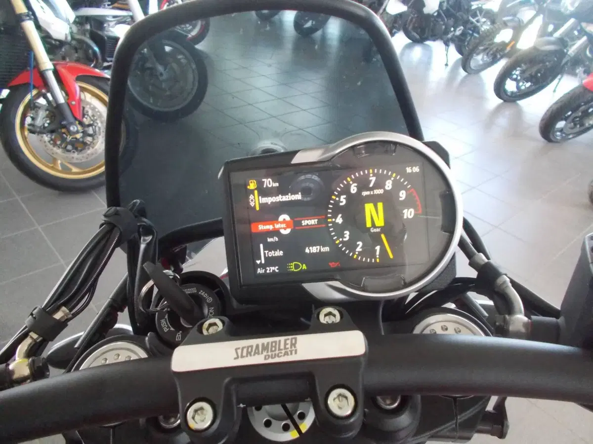 Ducati Scrambler 800 Icon (2025 - 26) (5)