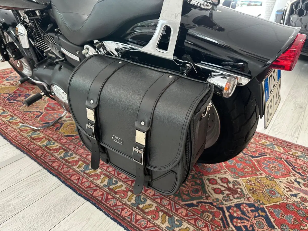 Harley-Davidson 1584 Fat Bob (2007 - 13) - FXDF (11)