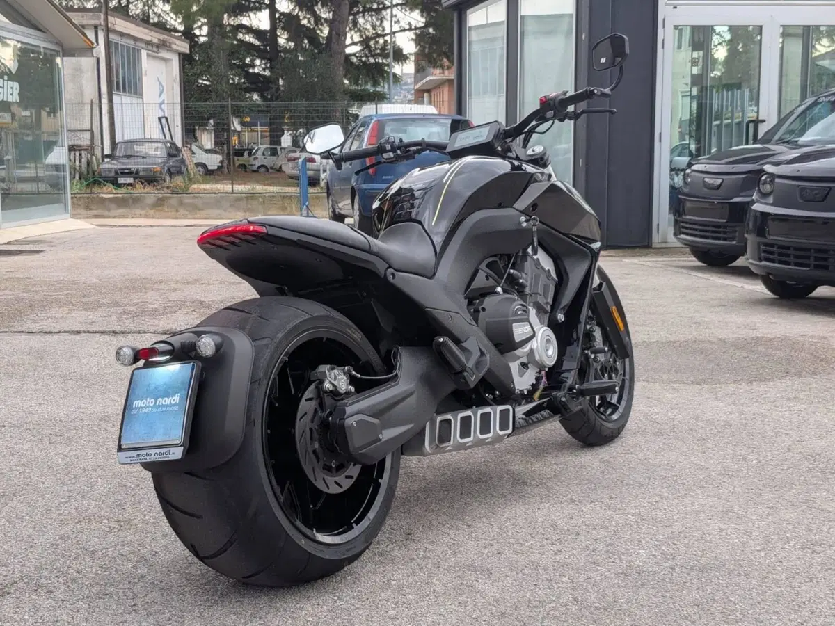 Benda Motorcycles LFC 700 (2024 - 26) (2)