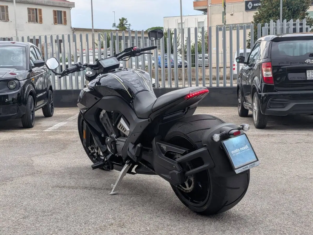 Benda Motorcycles LFC 700 (2024 - 26) (3)