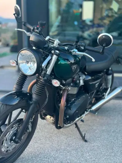 Triumph Speed Twin 900 (2023 - 24) usata
