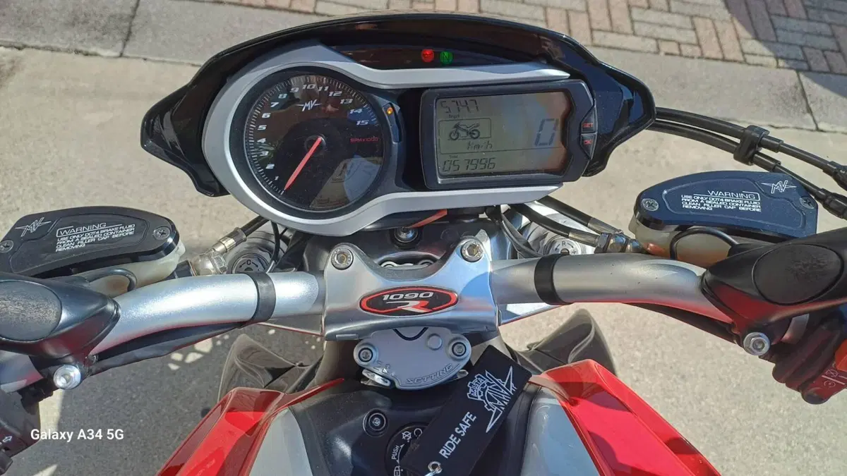 MV Agusta Brutale 1090 RR (2009 - 15) (6)