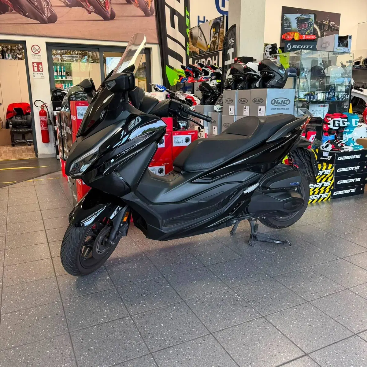 Honda Forza 350 (2025 - 26)