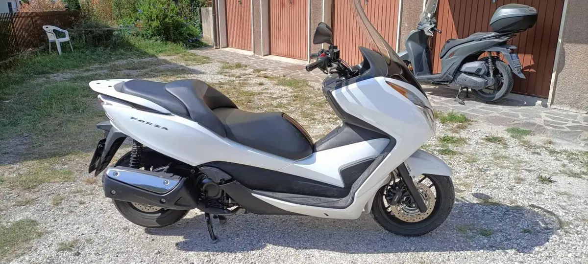 Honda Forza 300 ABS (2013 - 17) (6)