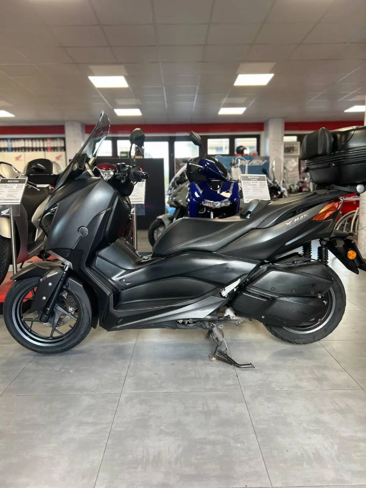 Yamaha X-Max 300 ABS (2017 - 20) (2)