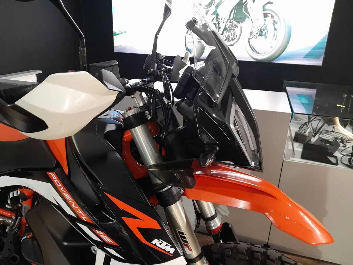 KTM 890 Adventure R (2021 - 22) (2)