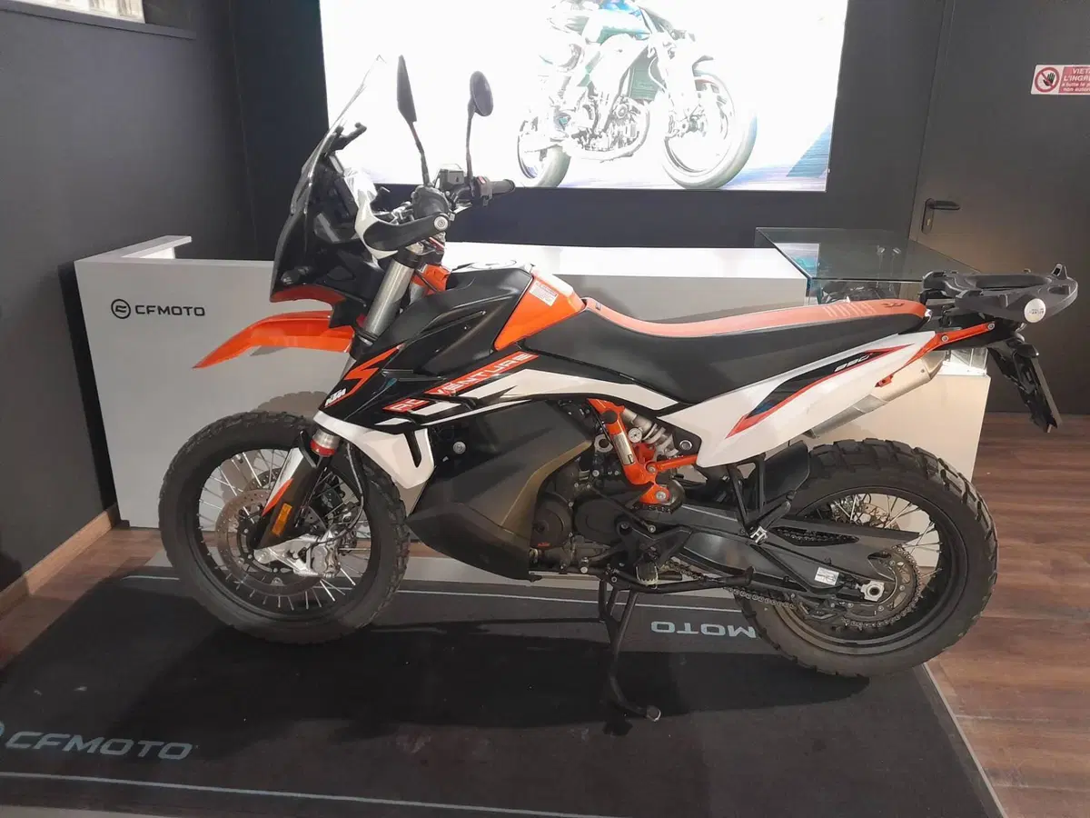 KTM 890 Adventure R (2021 - 22) (13)