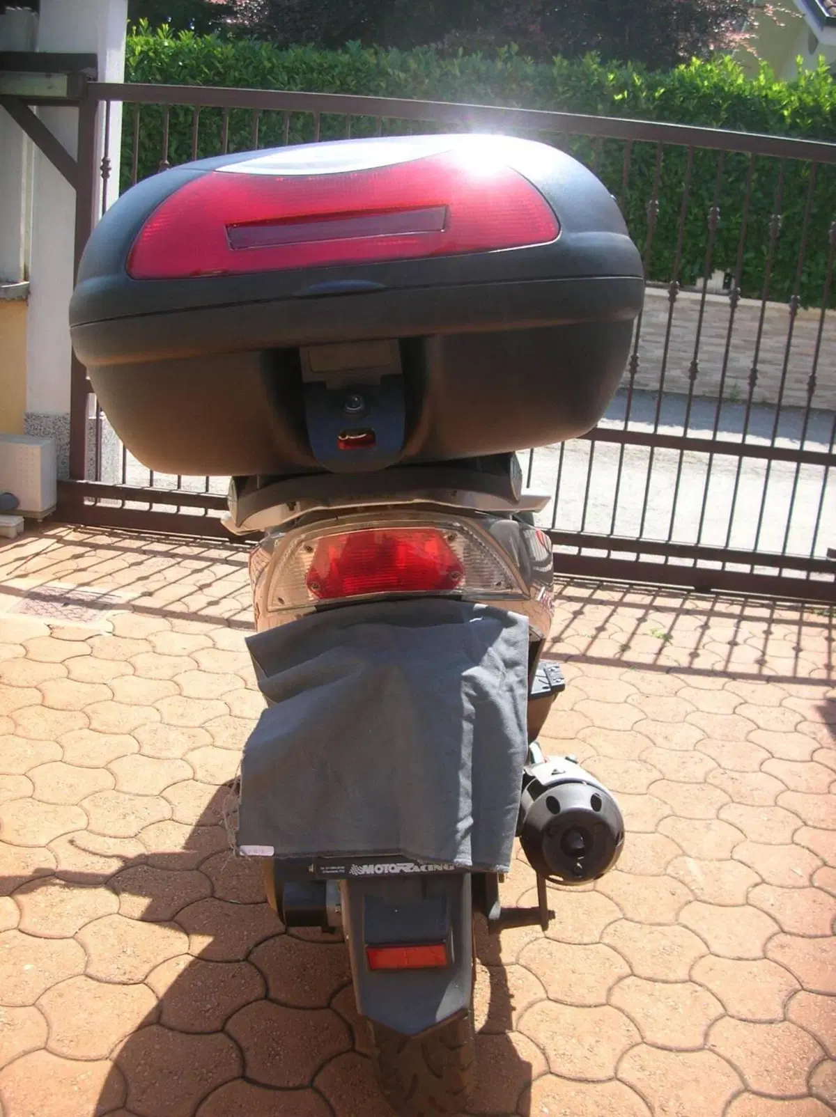 Kymco Agility 150 R16 (3)