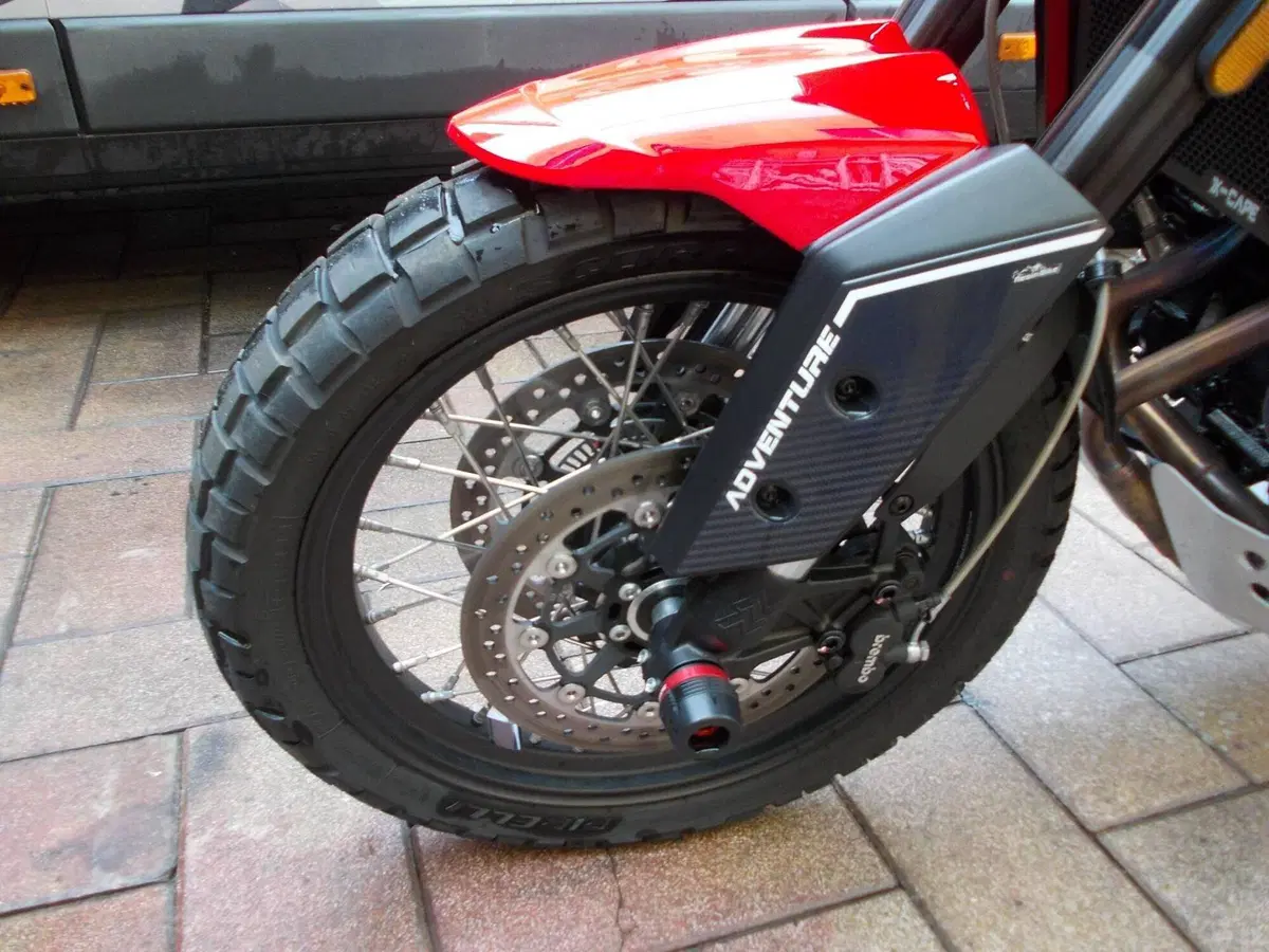 Moto Morini X-Cape 650 Alloy Wheels (2021 - 26) (3)