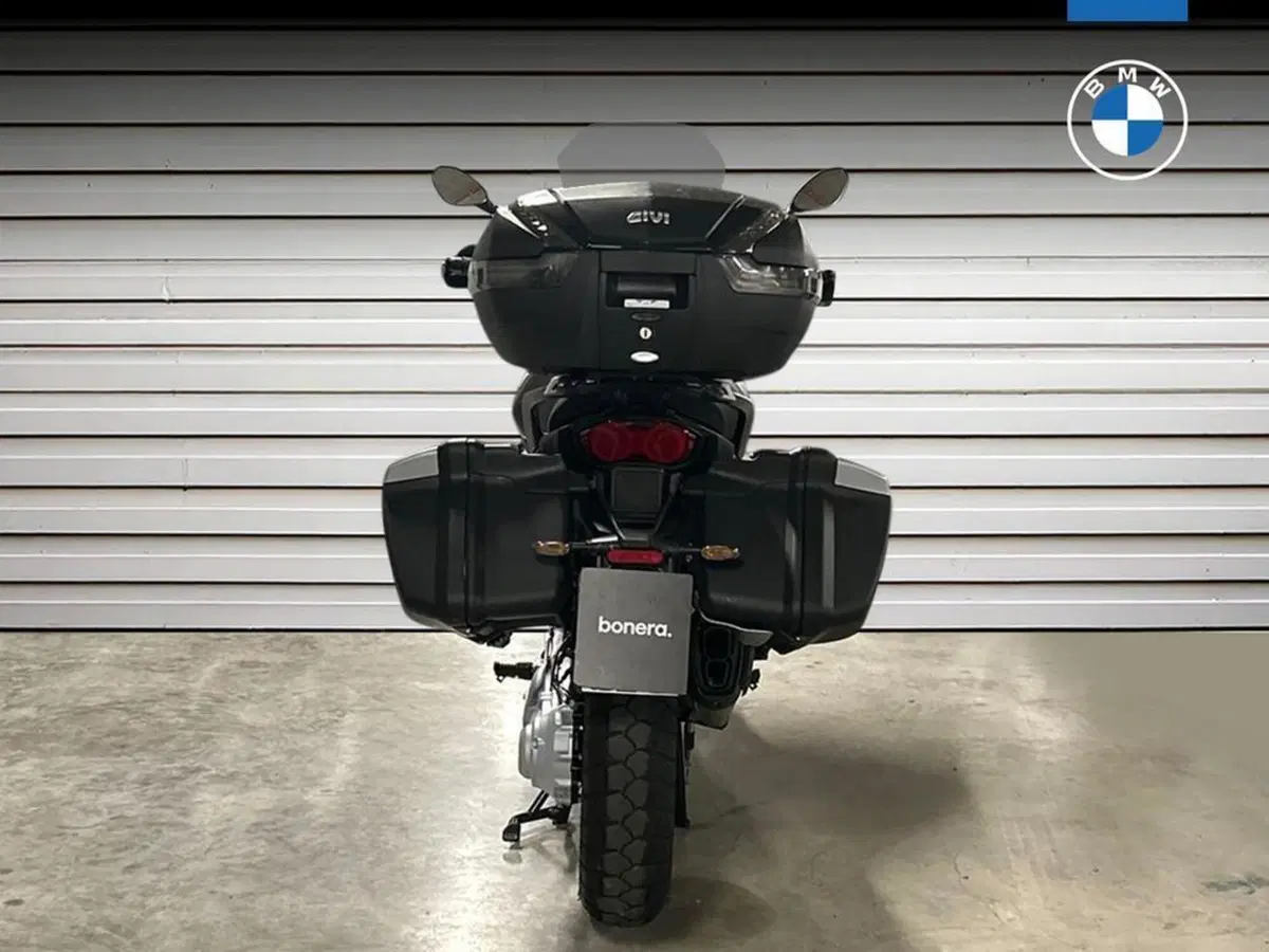 Moto Guzzi Stelvio PFF (2024 - 26) (4)