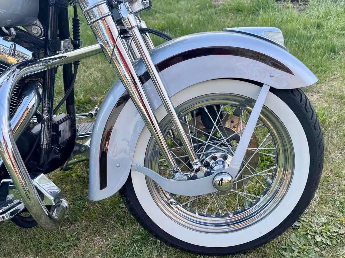 Harley-Davidson 1340 Heritage Springer (1997 - 99) - FLSTS (14)